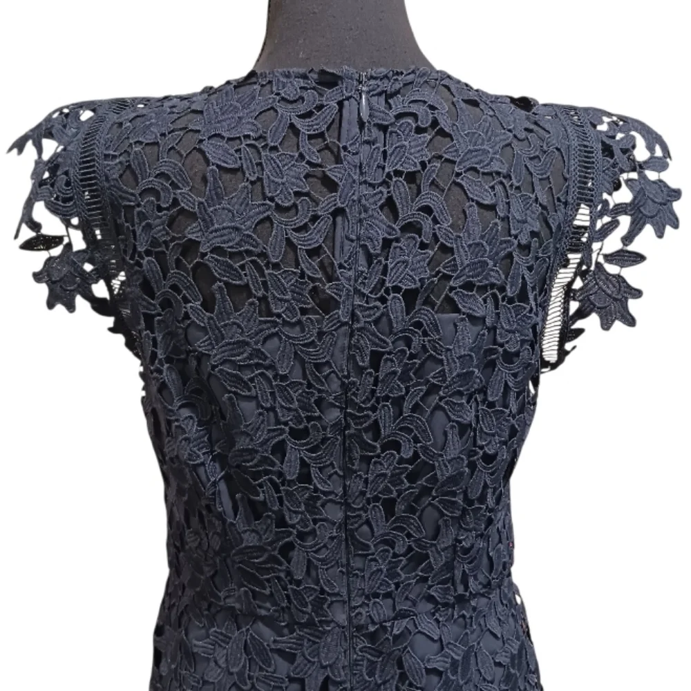 Eliza J Asymmetric Lace Cocktail Dress - Picture 8 of 11